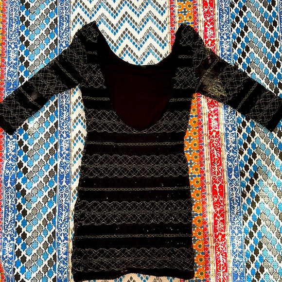 Topshop Mini Black and Gold 3/4 length sleeve dress - Picture 2 of 2